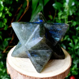 "Labradorite Luminary: 12-Point Handmade Star Pendant"