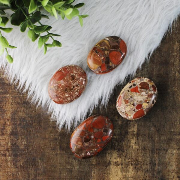 Natural Stone Red Jasper Large Palm Stones-Wholesale Crystal Palm Stones