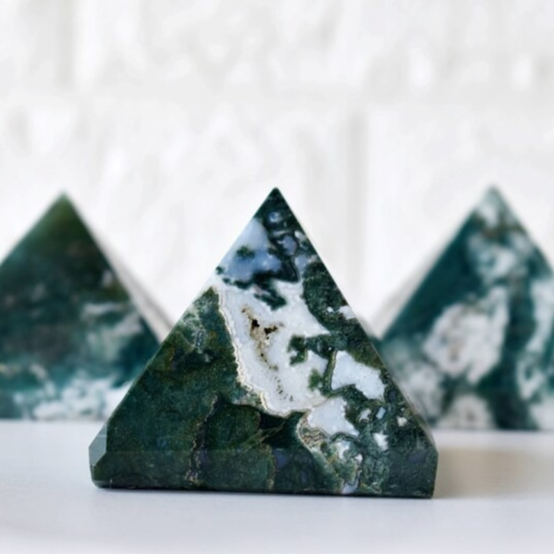 Wholesale Moss Agate Gemstone Pyramids