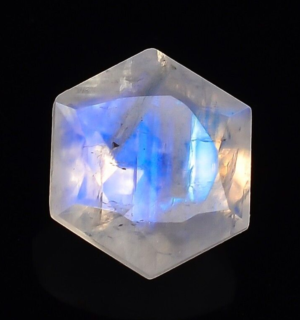Radiant Aura - Rainbow Moonstone Hexagone Collection