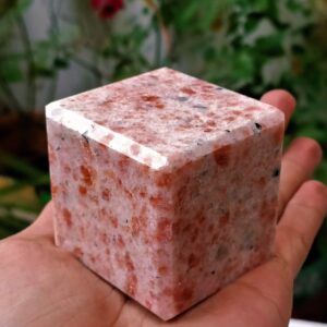 Wholesale Sun stone Crystal Cubes