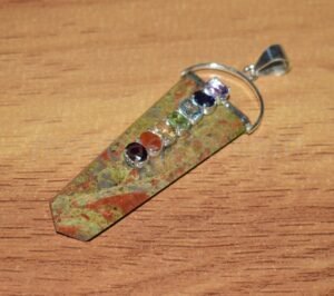 Wholesale Natural Stone Unakite Chip Pendents With Seven Chakra Gemstone Beads-Gemstone Seven Chakra Chip Beads Pendents