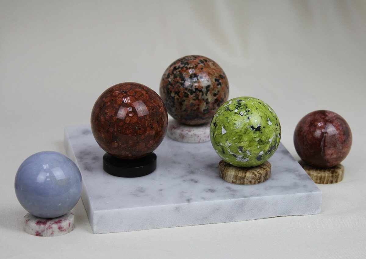 Balls/Spheres & Eggs